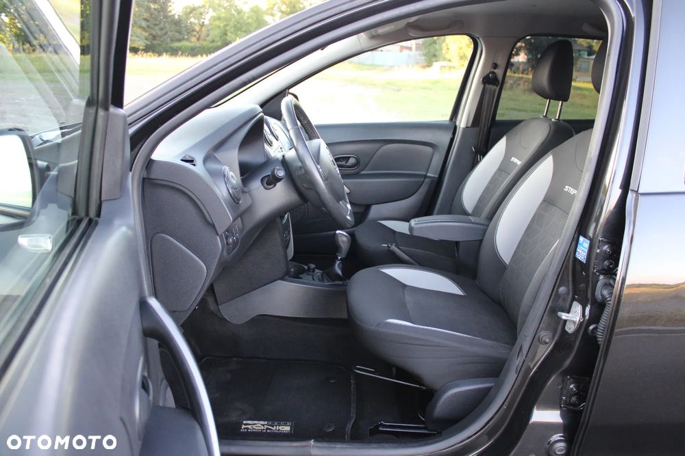 Dacia Sandero Stepway - 16