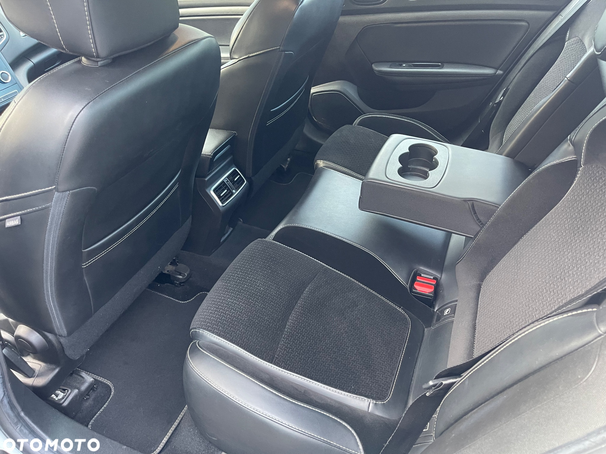 Renault Megane 1.2 Energy TCe Intens EDC - 24
