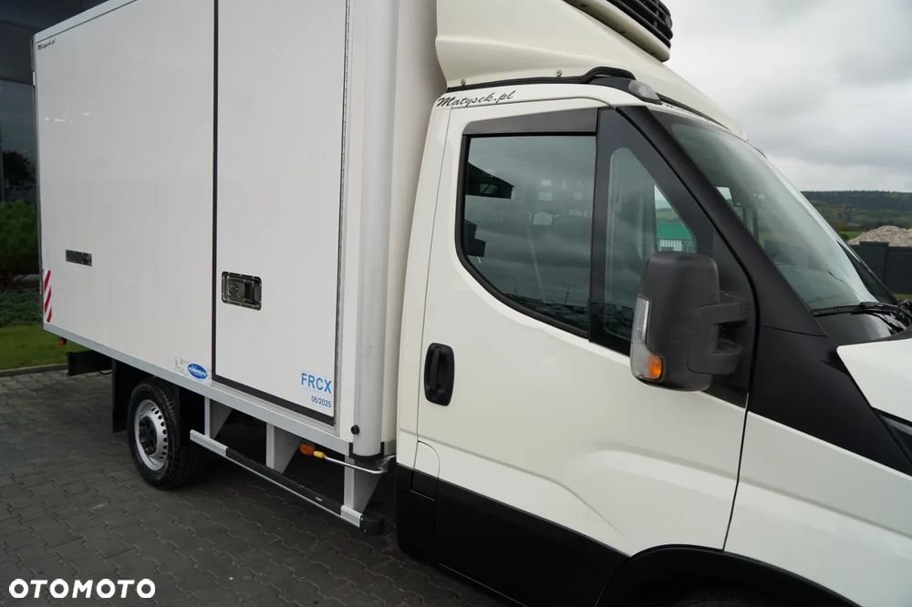 Iveco DAILY / 35-130 / HI-MATIC / CHŁODNIA  3,5 M / AGREGAT CARRIER  XARIOS 350 / KAMERA COFANIA - 13