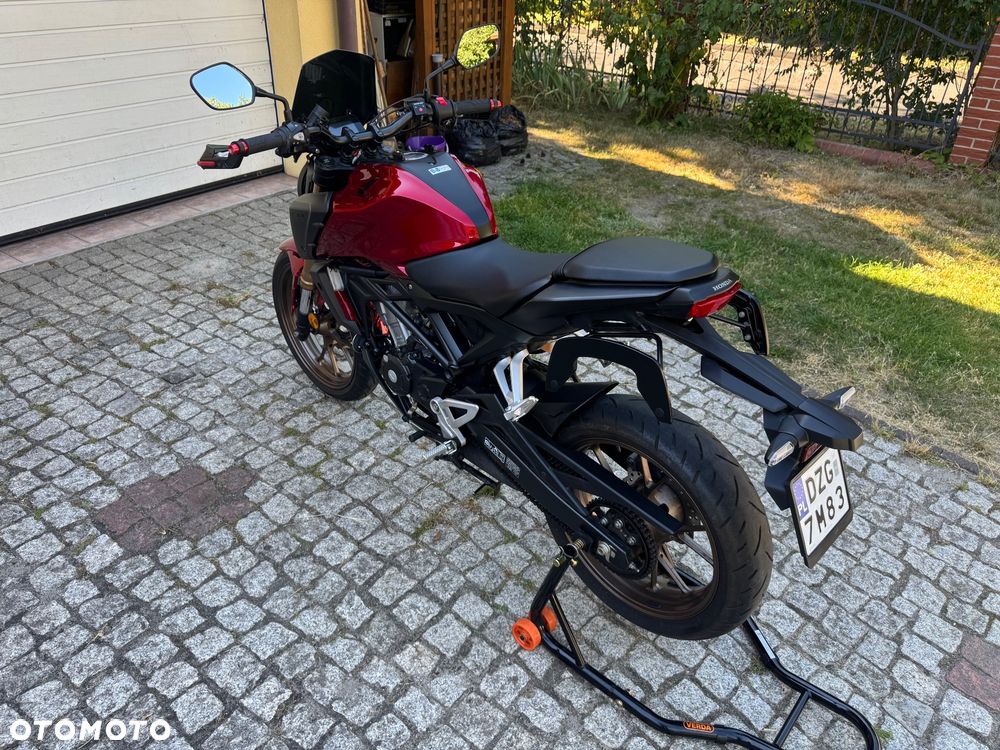 Honda CB - 3