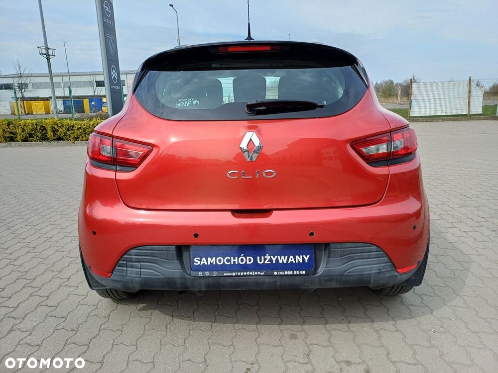 Renault Clio 1.2 16V Authentique - 5