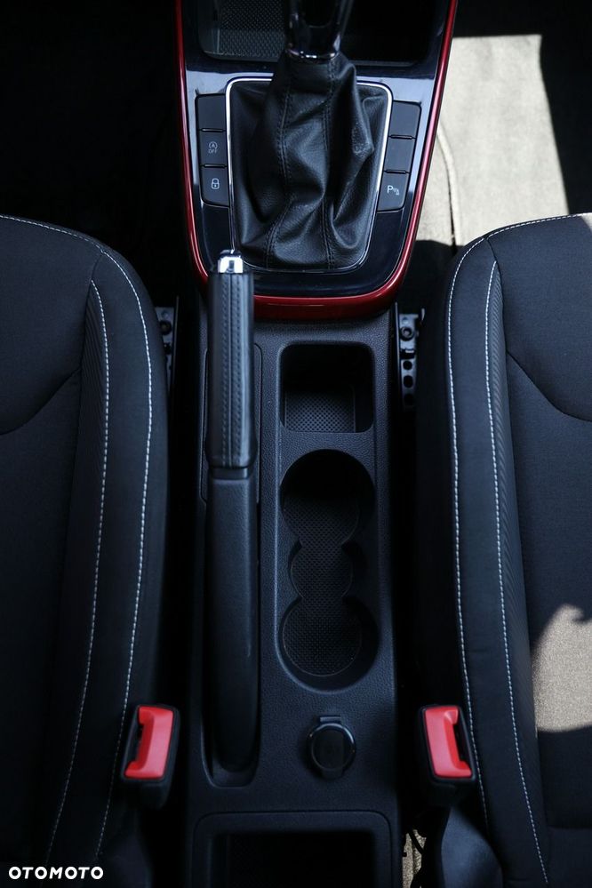 Skoda Fabia 1.0 TSI Monte Carlo DSG - 19