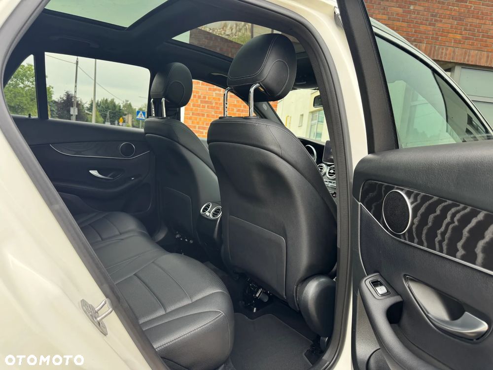 Mercedes-Benz GLC 300 4-Matic - 10
