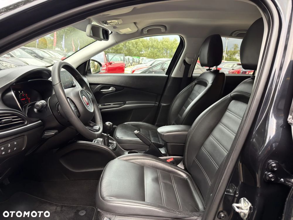 Fiat Tipo 1.6 MultiJet 16v Sport - 24