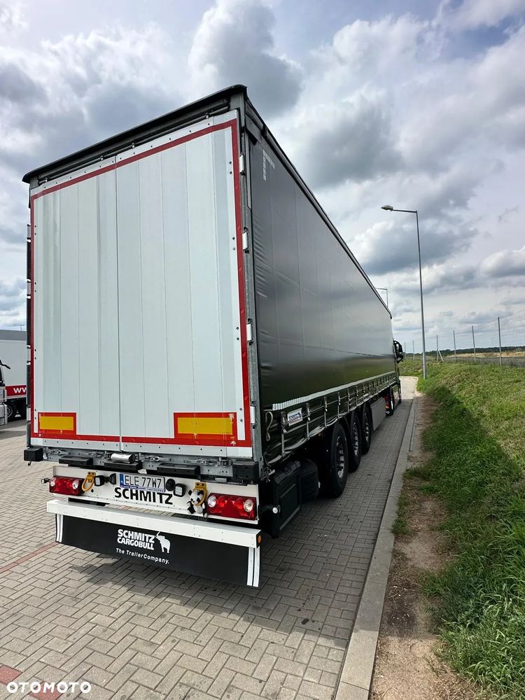 Schmitz Cargobull - 3
