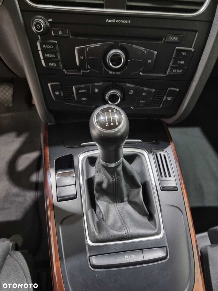 Audi A4 Limousine - 20