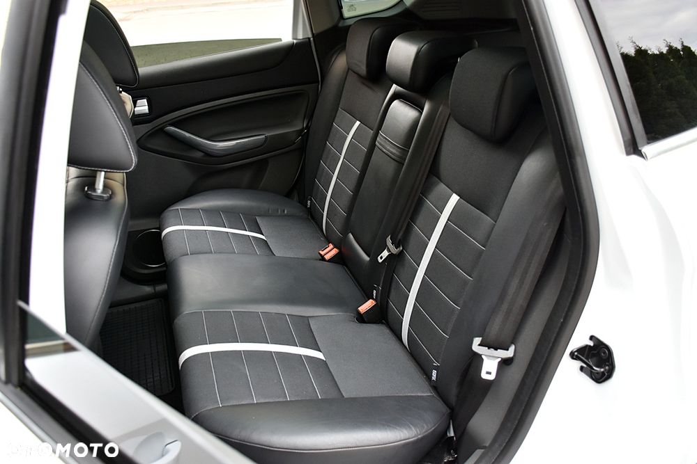 Ford Kuga 2.0 TDCi 4x4 Titanium - 30