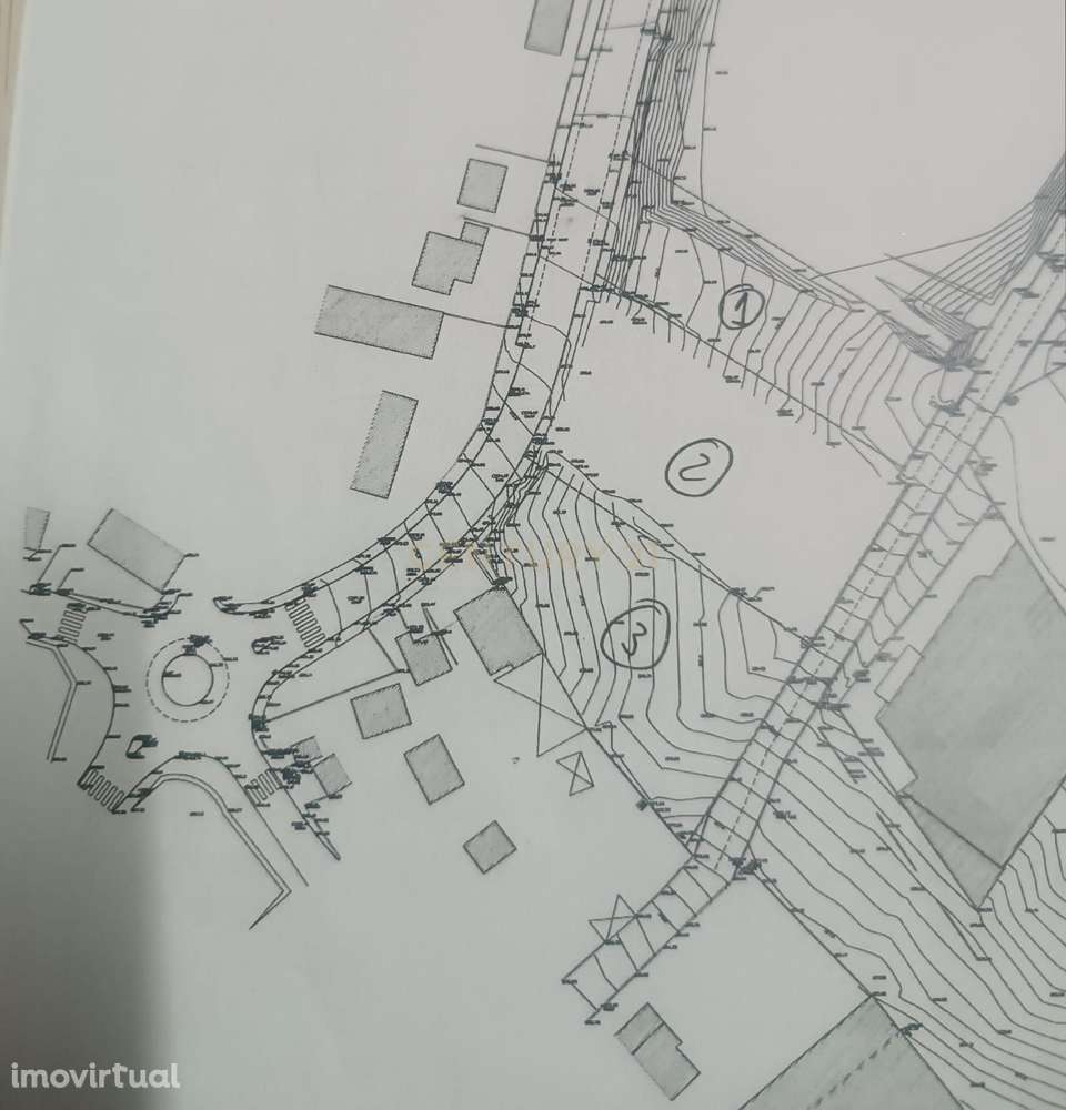 Lote de terreno industrial, com 2 210m2, no Polo 6, em Freamunde, Paço - Grande imagem: 3/23