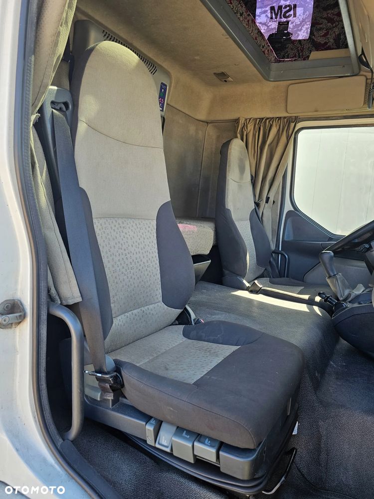FOTEL PRAWY PNEUMATYCZNY SIEDZIENIE PASAŻERA RENAULT MIDLUM DCI DXI - 1
