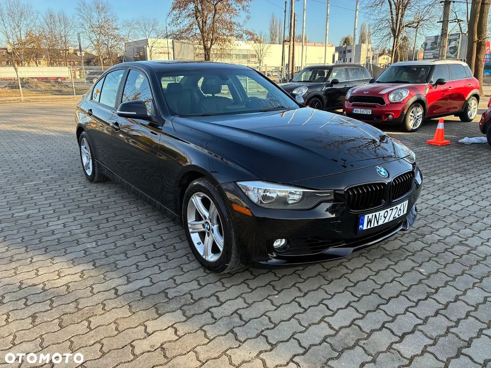 BMW Seria 3 328i xDrive - 10