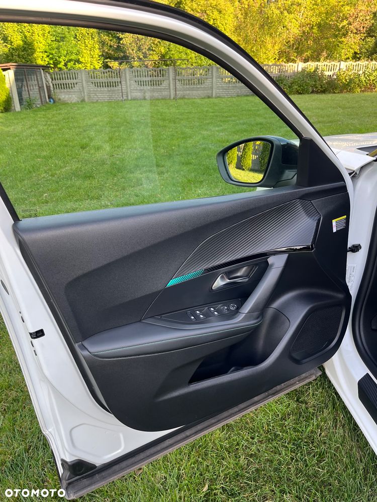 Peugeot 2008 1.2 PureTech Allure Pack S&S - 39