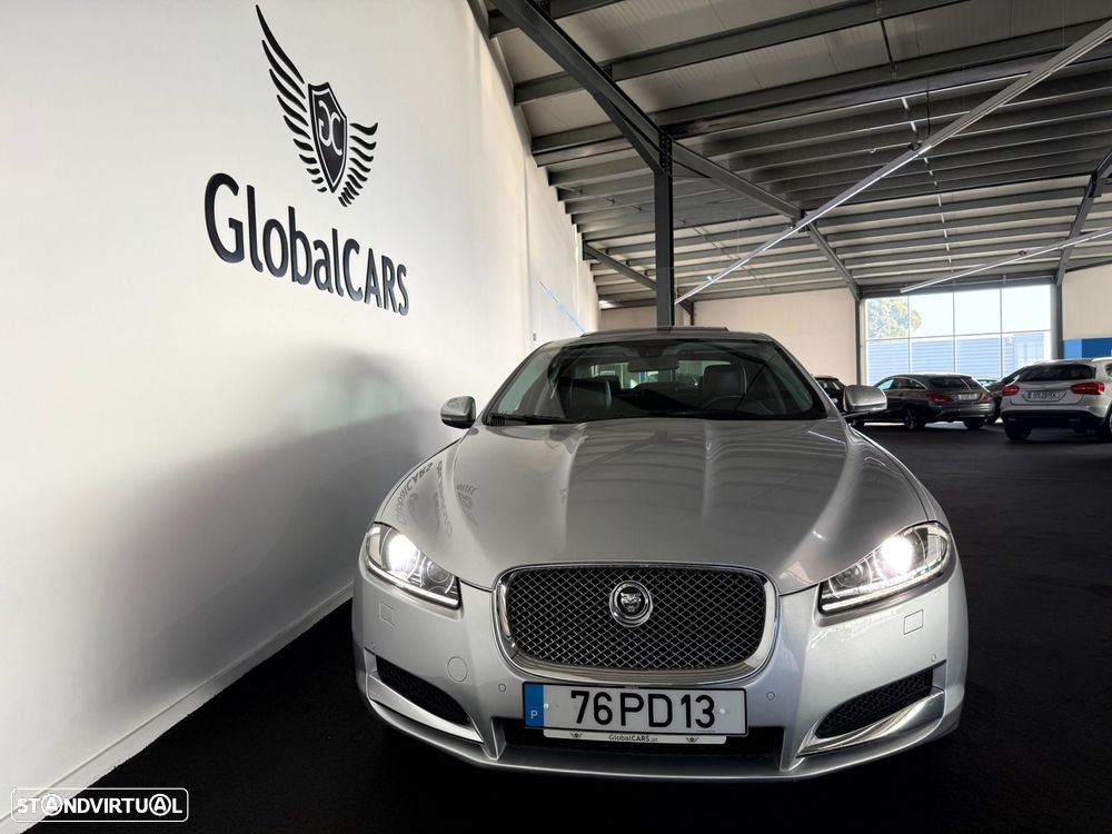 Jaguar XF 2.2 D Premium Luxury - 13