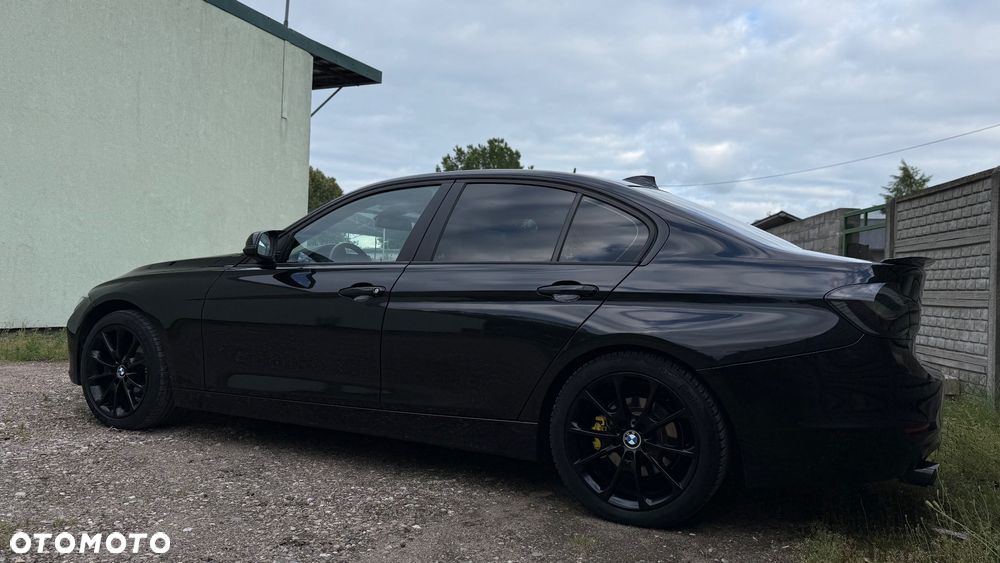 BMW Seria 3 - 33