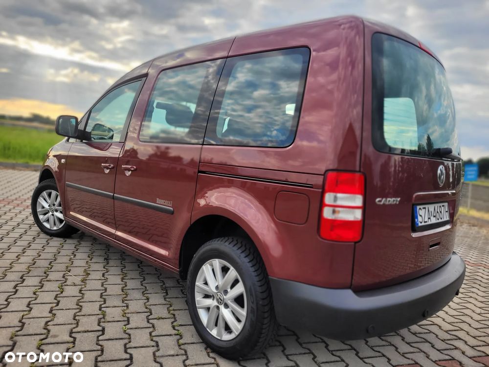 Volkswagen Caddy Comfortline BMT - 39