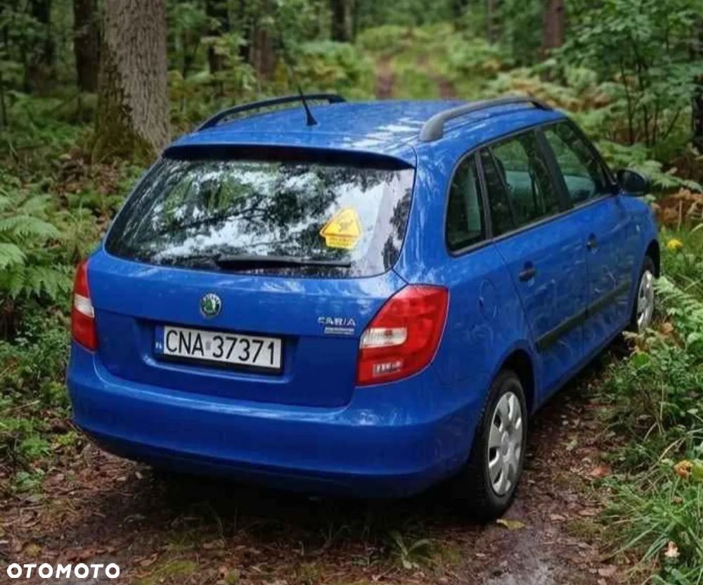 Skoda Fabia 1.2 HTP Classic - 2