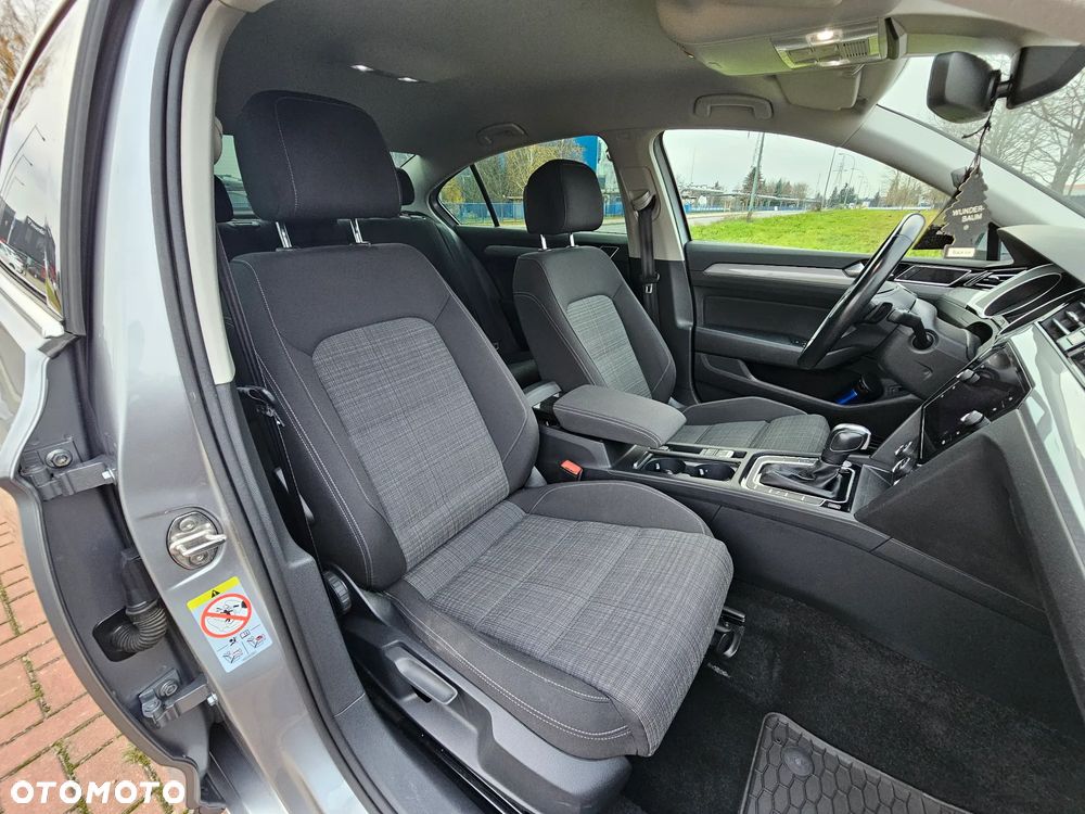 Volkswagen Passat 1.5 TSI EVO Business DSG - 5