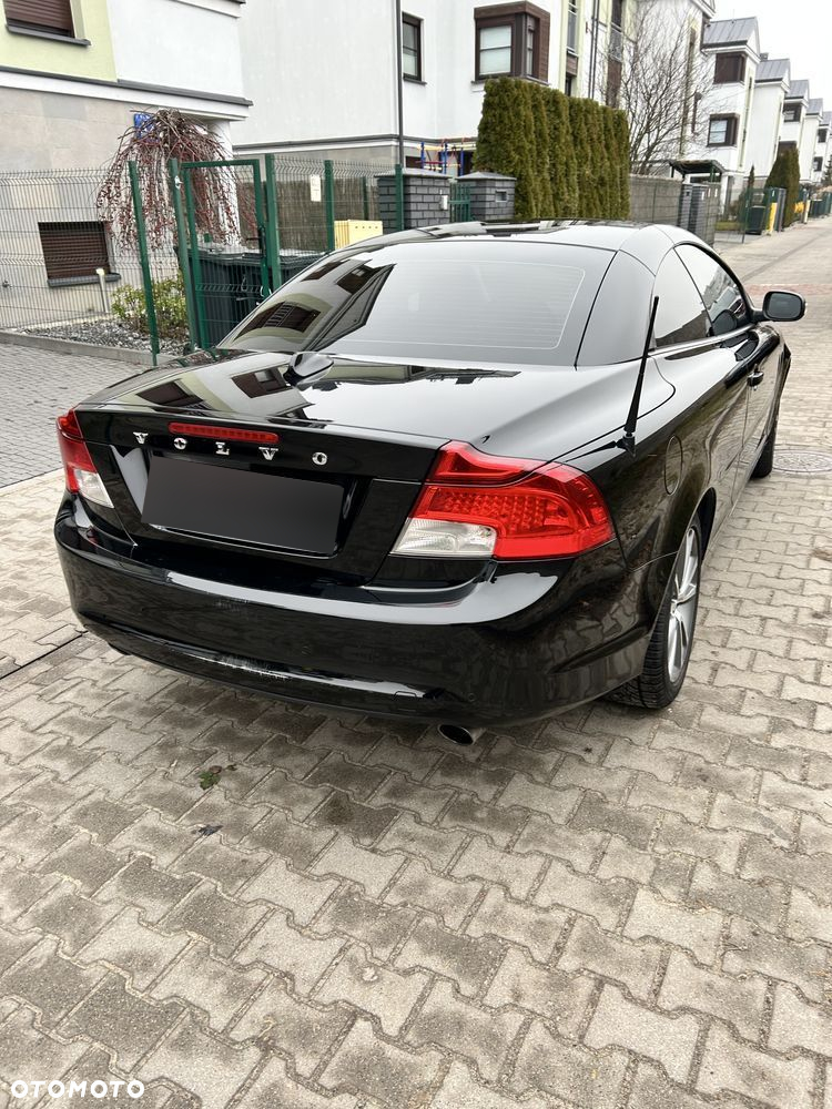 Volvo C70 T5 Momentum - 2