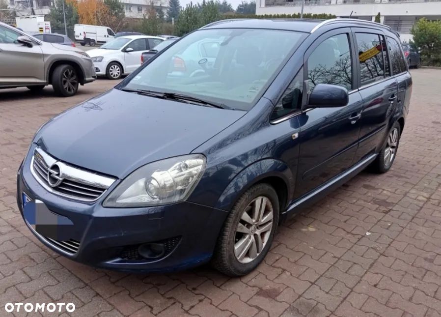 Opel Zafira - 2