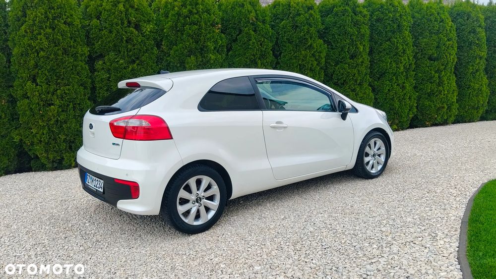 Kia Rio 1.4 Dream-Team Edition - 3