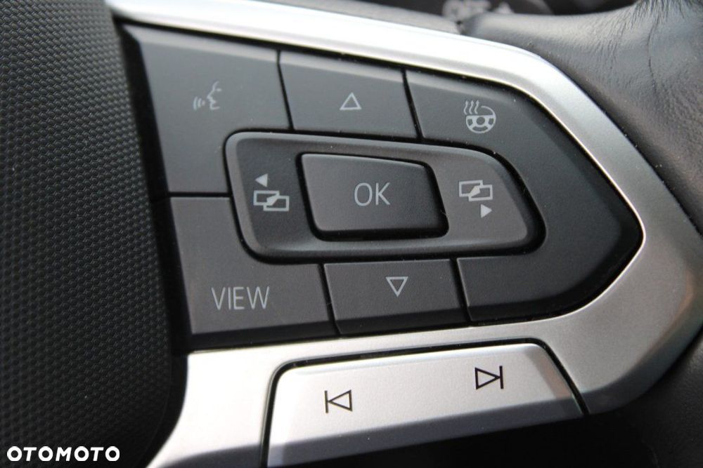 Volkswagen Passat - 29