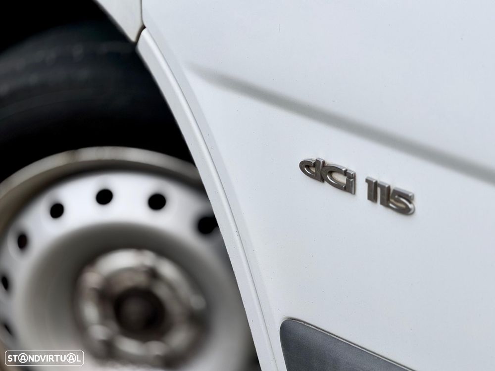 Renault Trafic 2.0 dCi L1H1 1.0T115 - 12