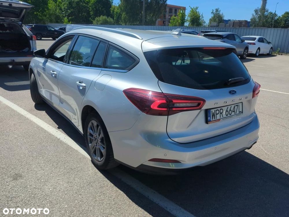 Ford Focus 1.0 EcoBoost Titanium - 3