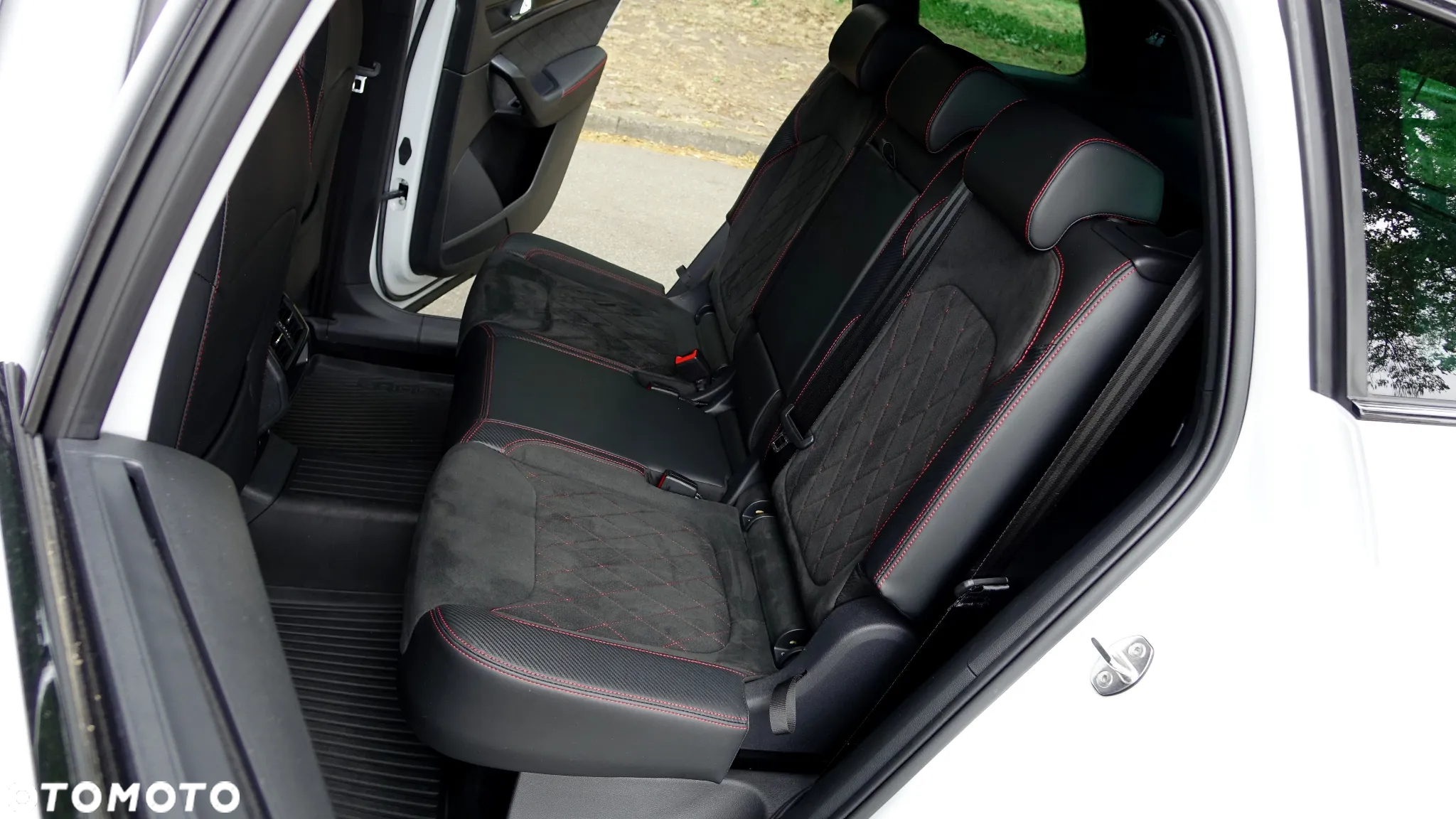 Skoda Kodiaq 2.0 TSI 4x4 RS DSG 7os - 10