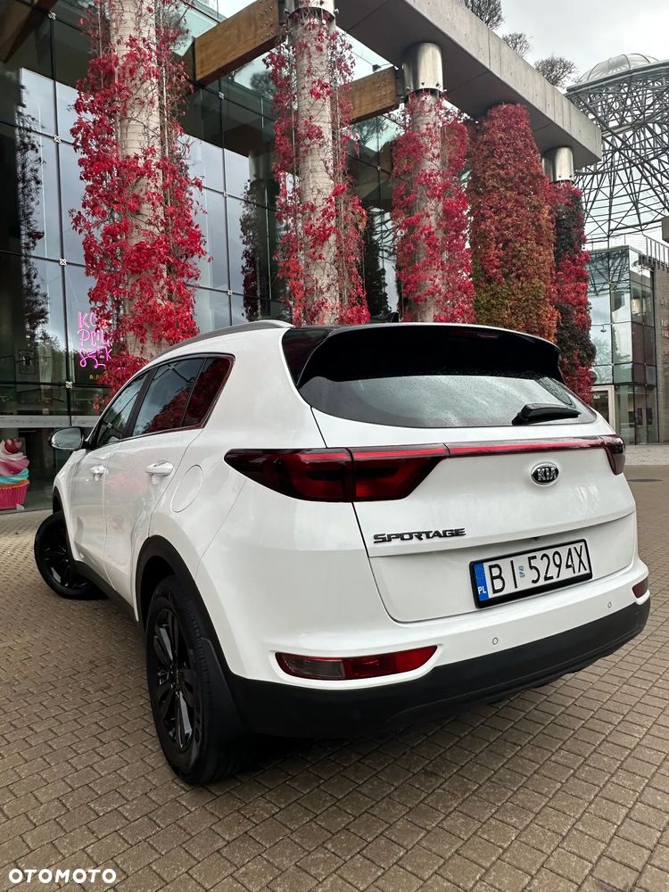 Kia Sportage 1.6 GDI Business Line 2WD - 24