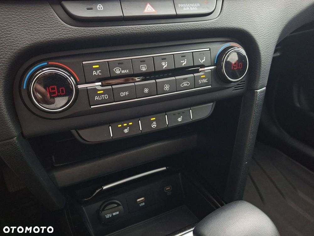 Kia Ceed - 15