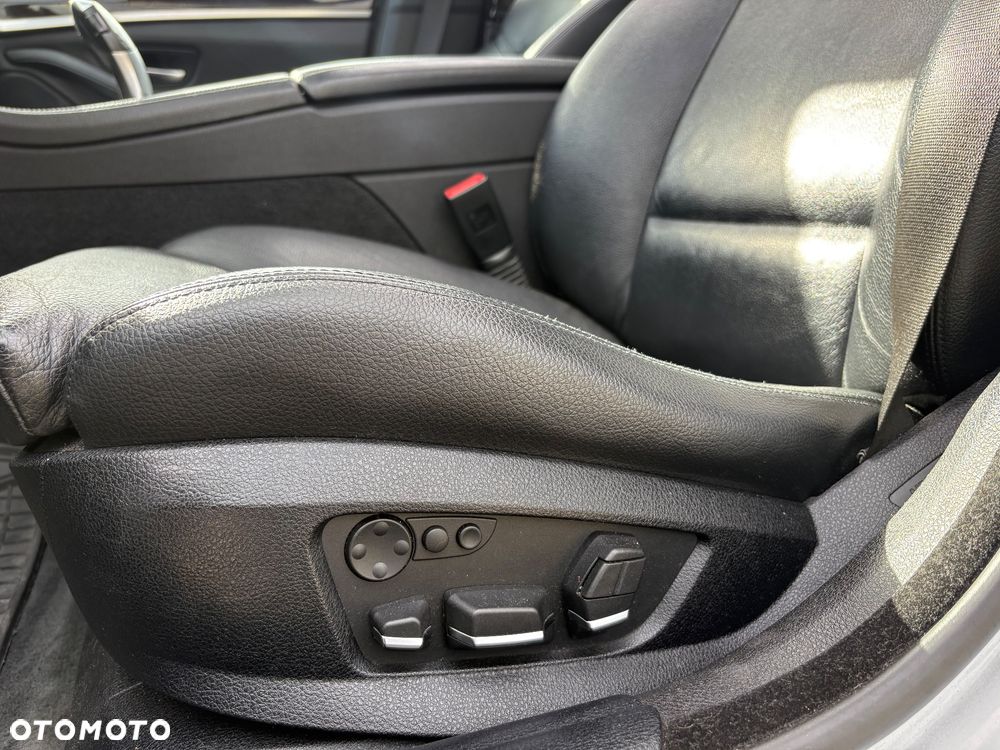 BMW Seria 5 535d xDrive - 30