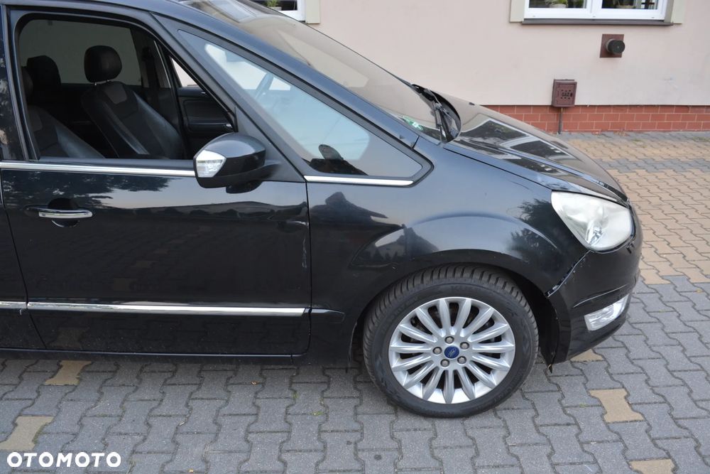 Ford Galaxy - 9