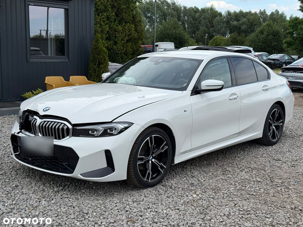 BMW Seria 3 318i M Sport - 4