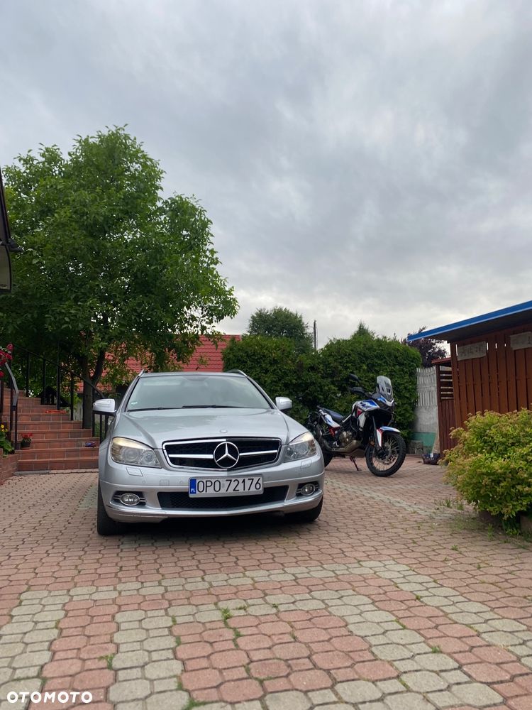 Mercedes-Benz Klasa C 320 CDI Avantgarde 4-Matic - 14