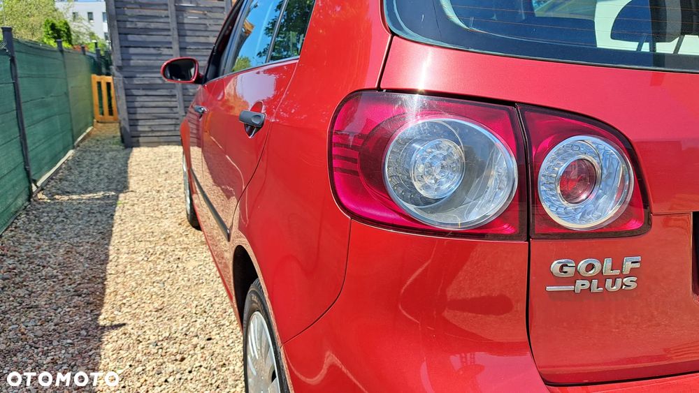 Volkswagen Golf Plus 2.0 TDI Goal - 12