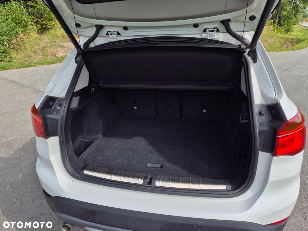 BMW X1 sDrive18d Advantage sport - 8