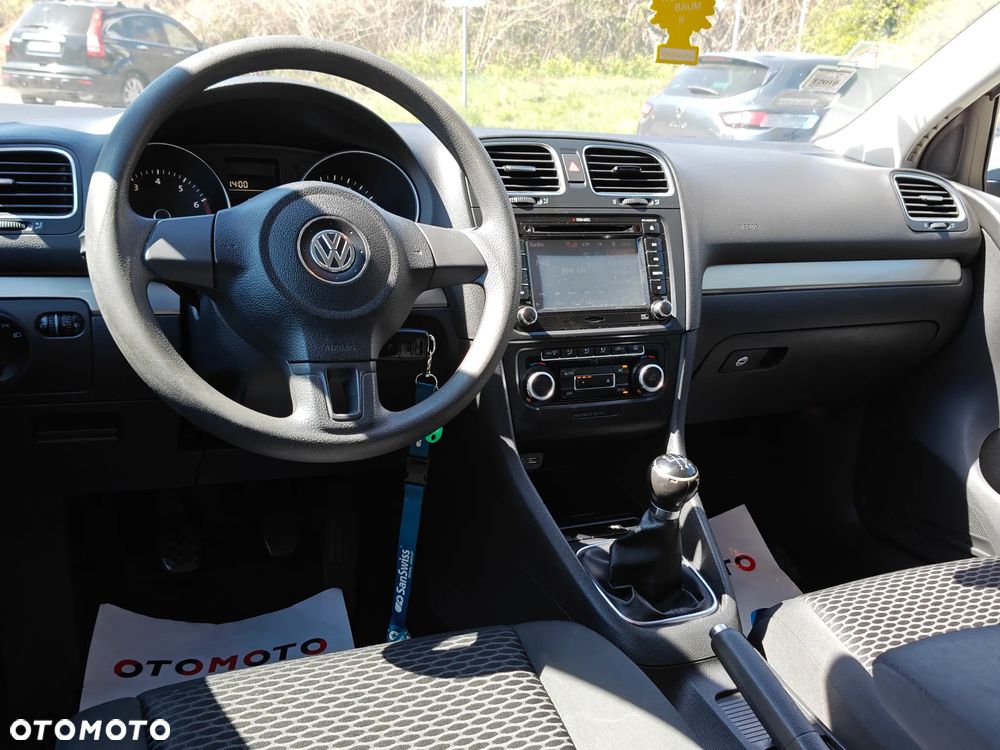 Volkswagen Golf 1.6 Comfortline - 17