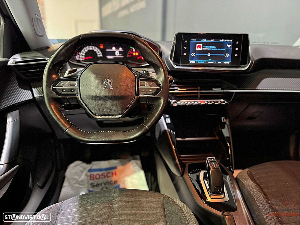 Peugeot 2008 1.2 PureTech Active Pack EAT8 - 19