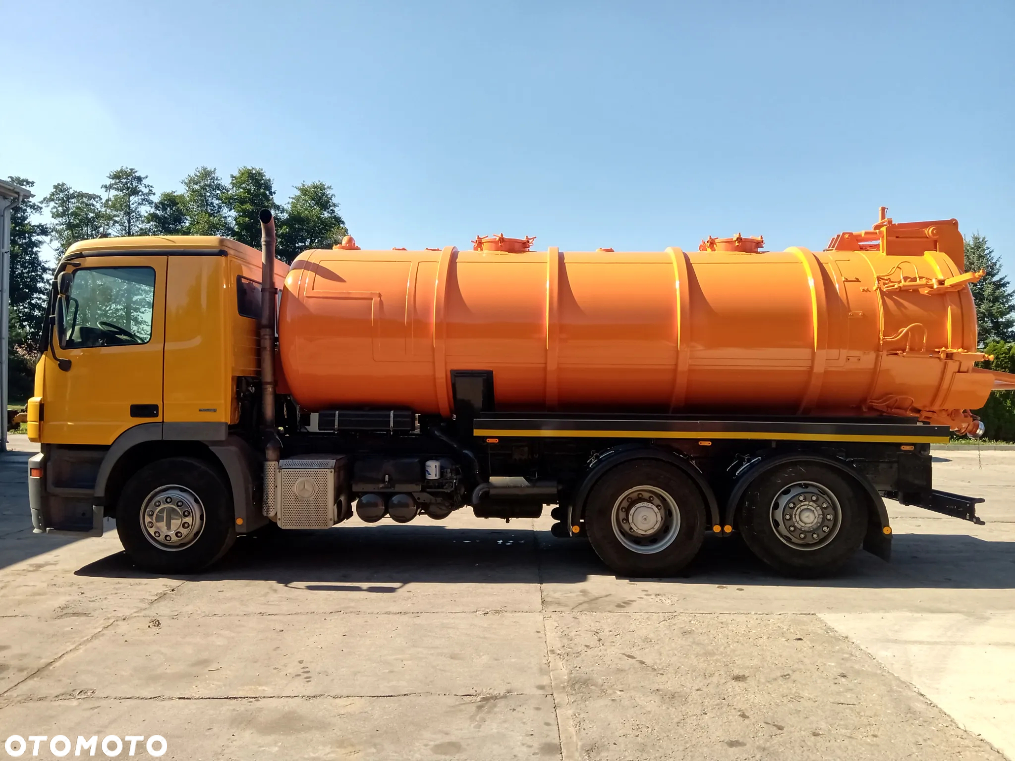 Mercedes-Benz Actros - 11