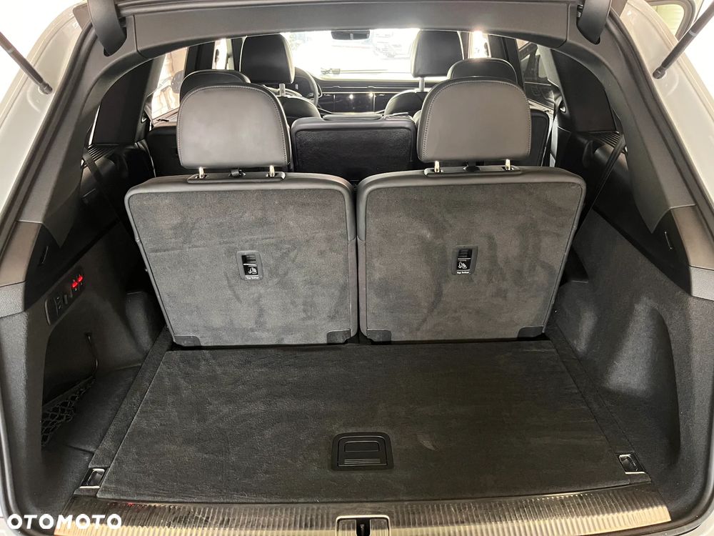 Audi Q7 55 TFSI mHEV Quattro S Line Tiptr - 10