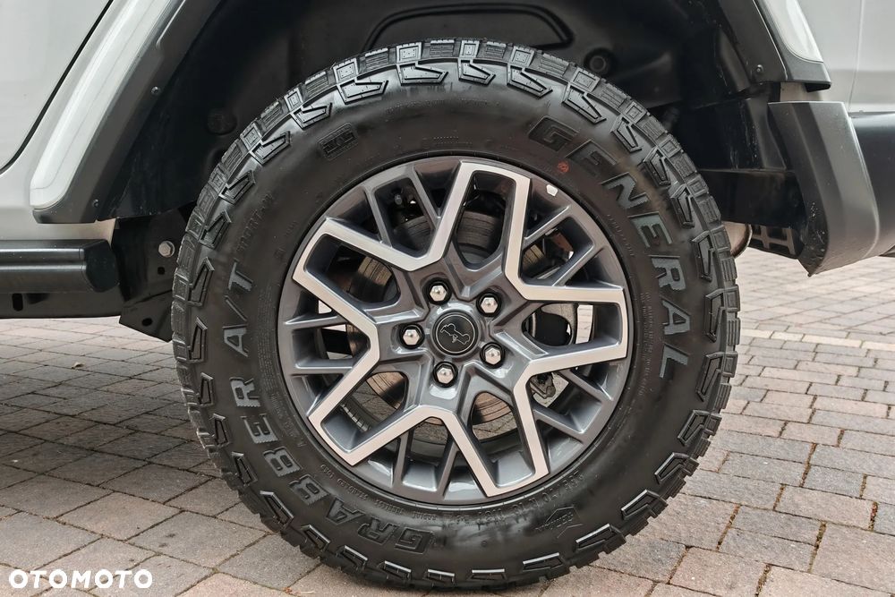 Jeep Wrangler Unlimited GME 2.0 Turbo Sahara - 36