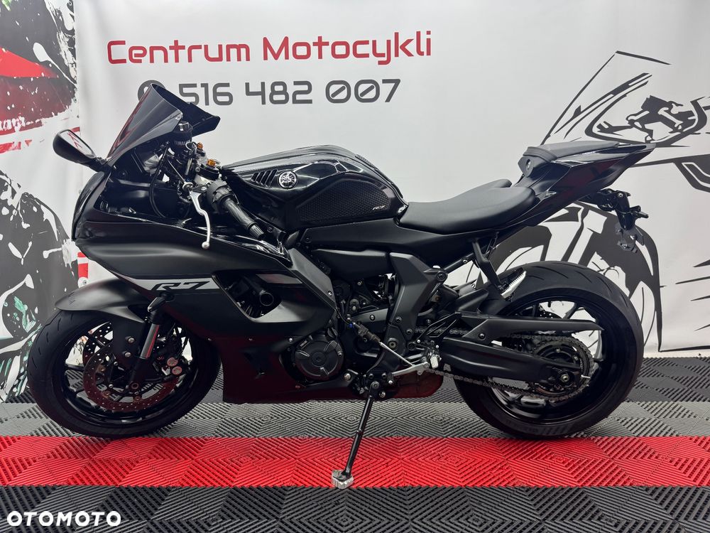 Yamaha R7 - 5