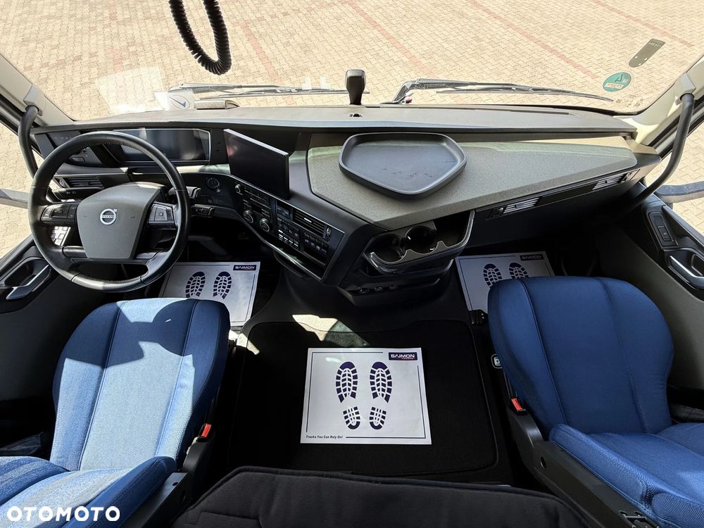 Volvo FH 500 / STANDARD / XL GLOBETROTTER / SALON PL - 12