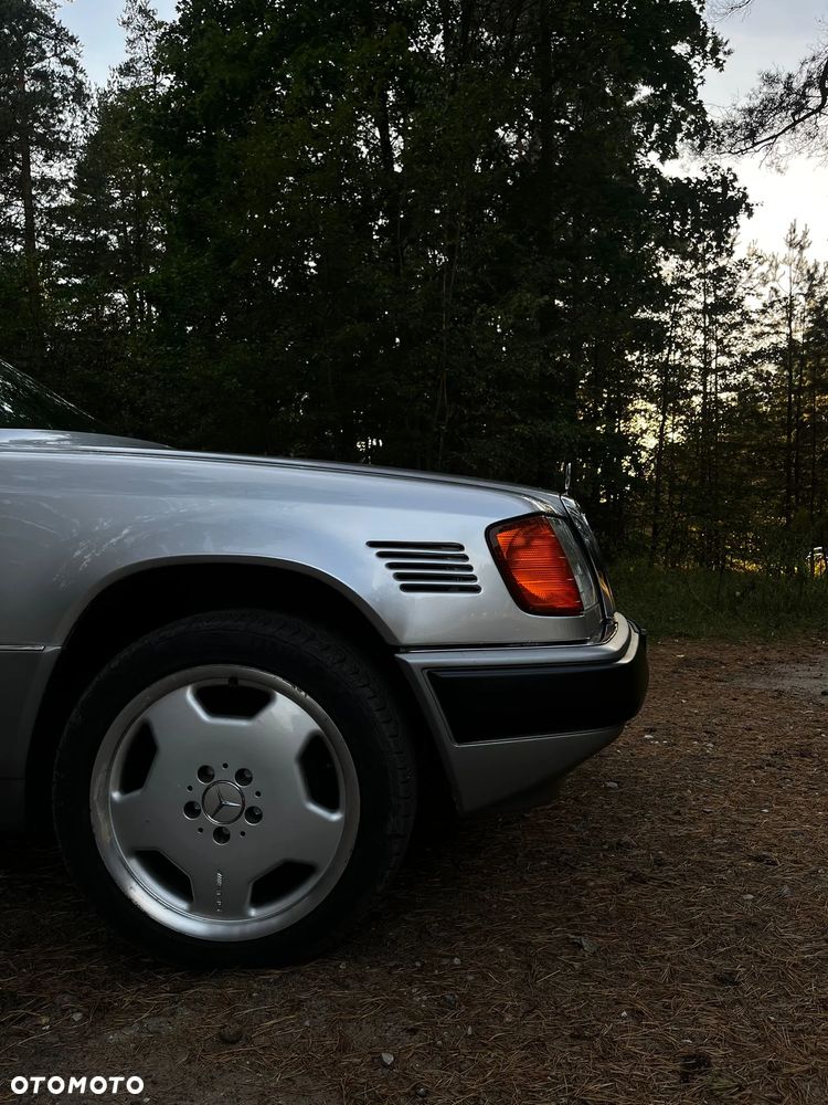 Mercedes-Benz Klasa E 300 TD Turbo 4Matic - 5