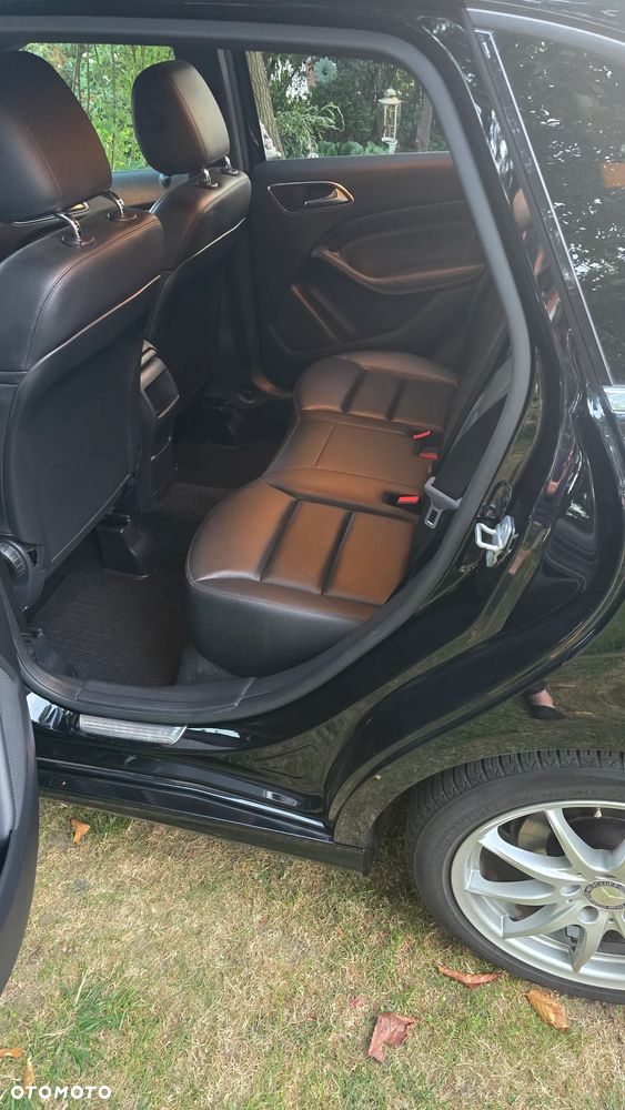 Mercedes-Benz Klasa B 180 - 14