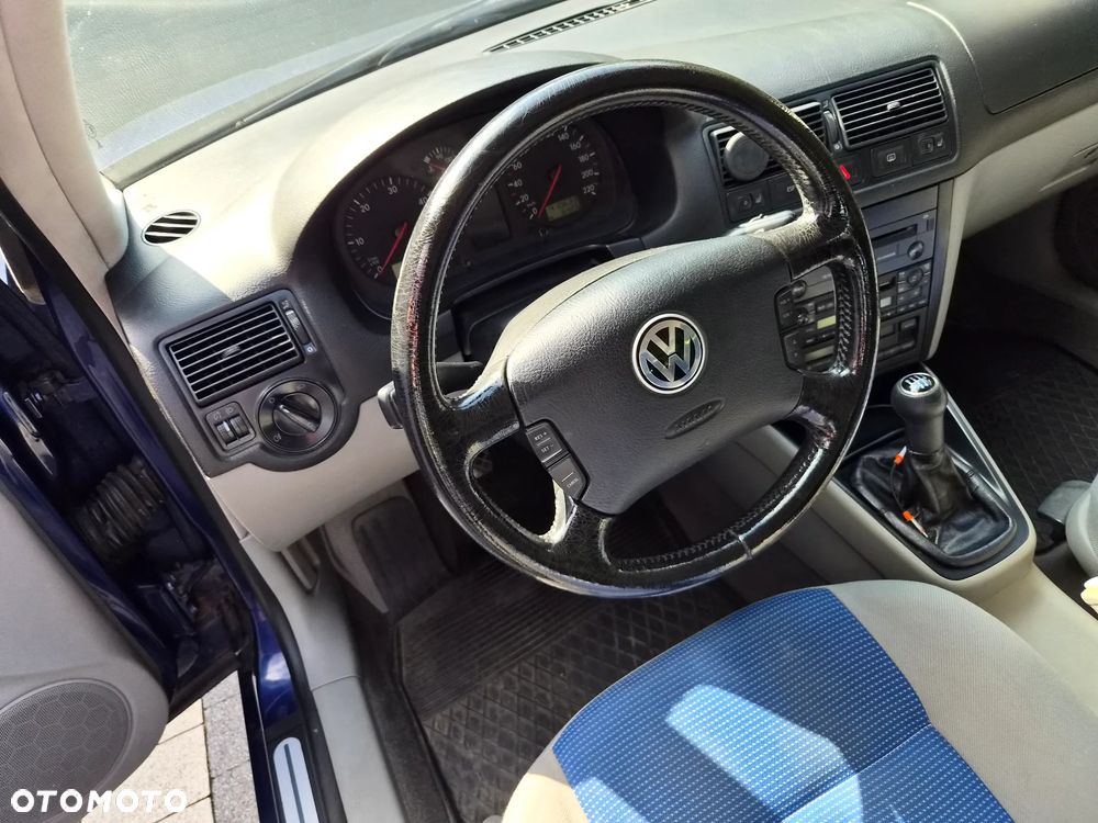 Volkswagen Golf 1.9 TDI - 8