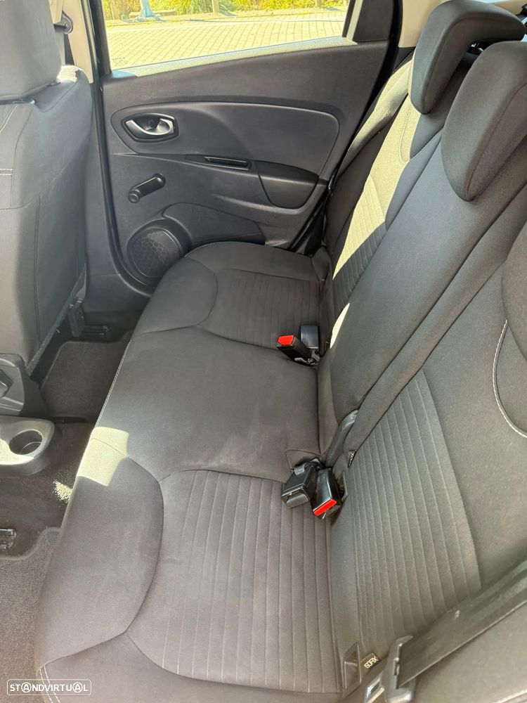 Renault Clio Sport Tourer 1.5 dCi Limited - 11
