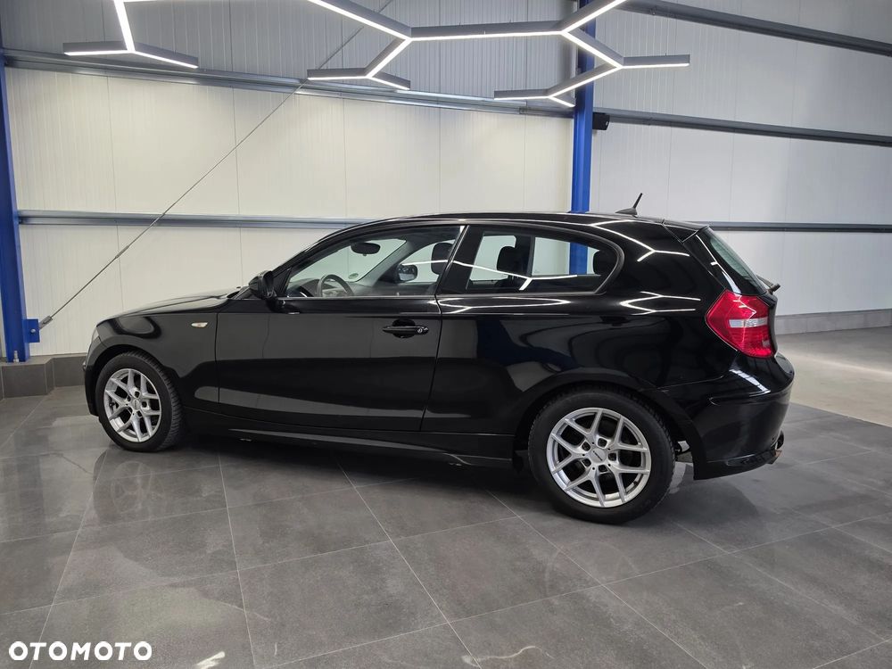 BMW Seria 1 116i - 13