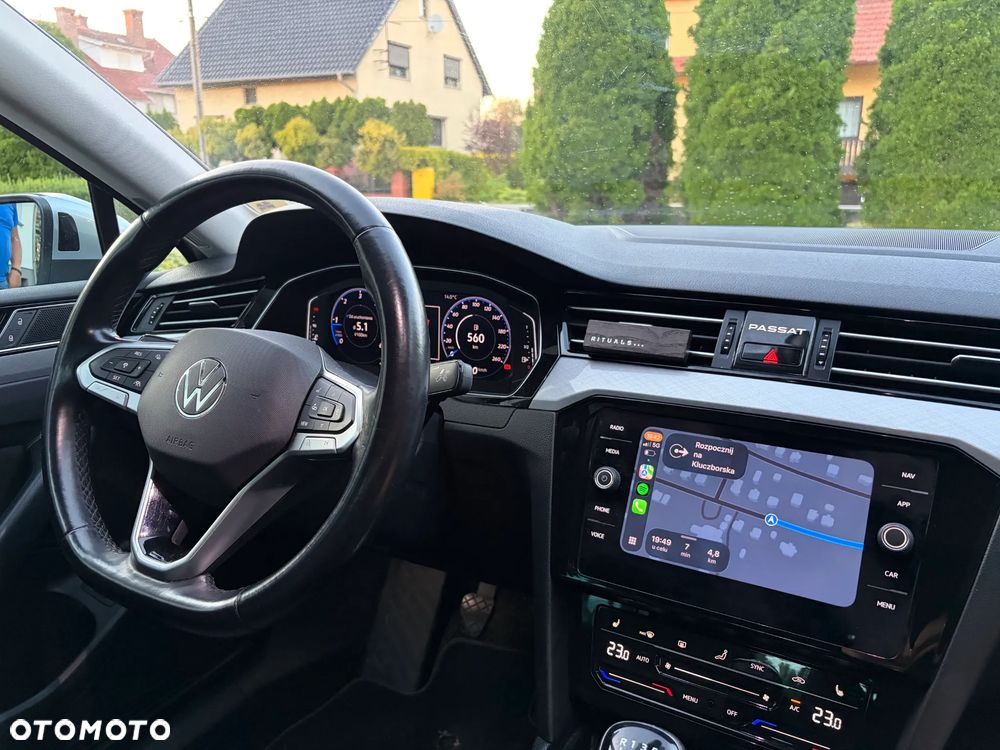 Volkswagen Passat 2.0 TDI EVO Business - 24