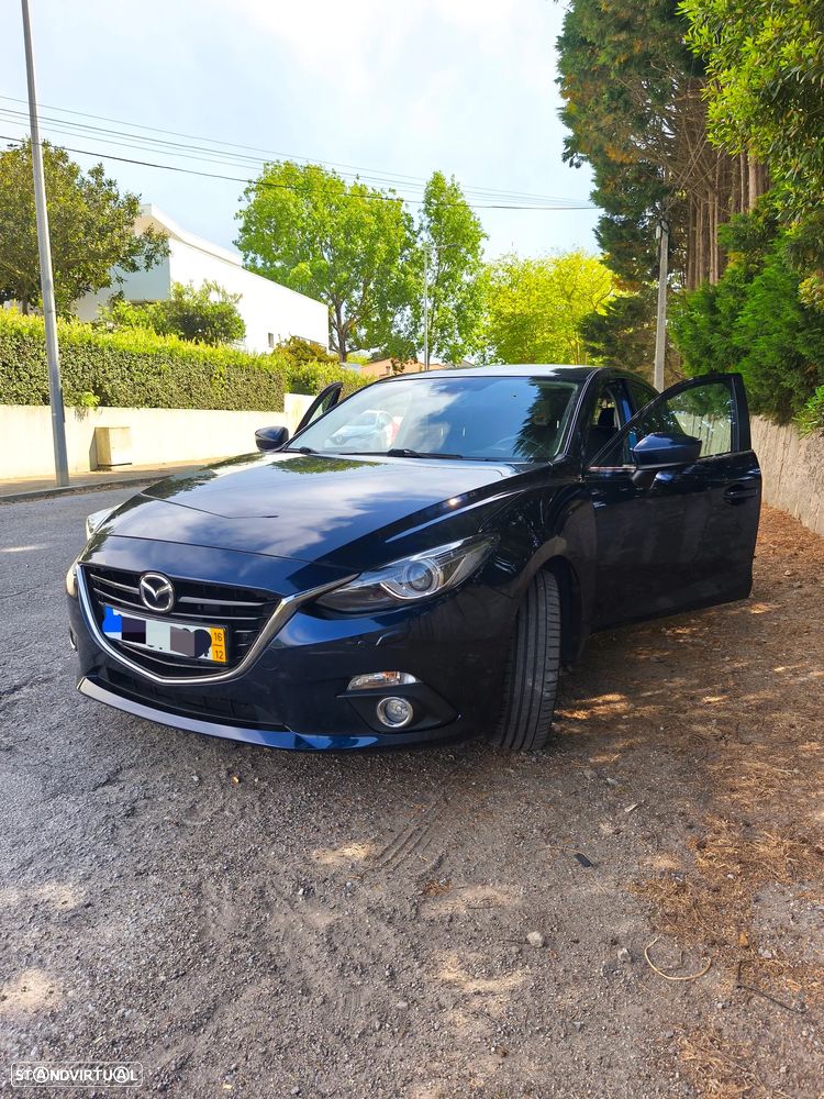 Mazda 3 Hatchback 1.5 Sky-D Excellence - 1