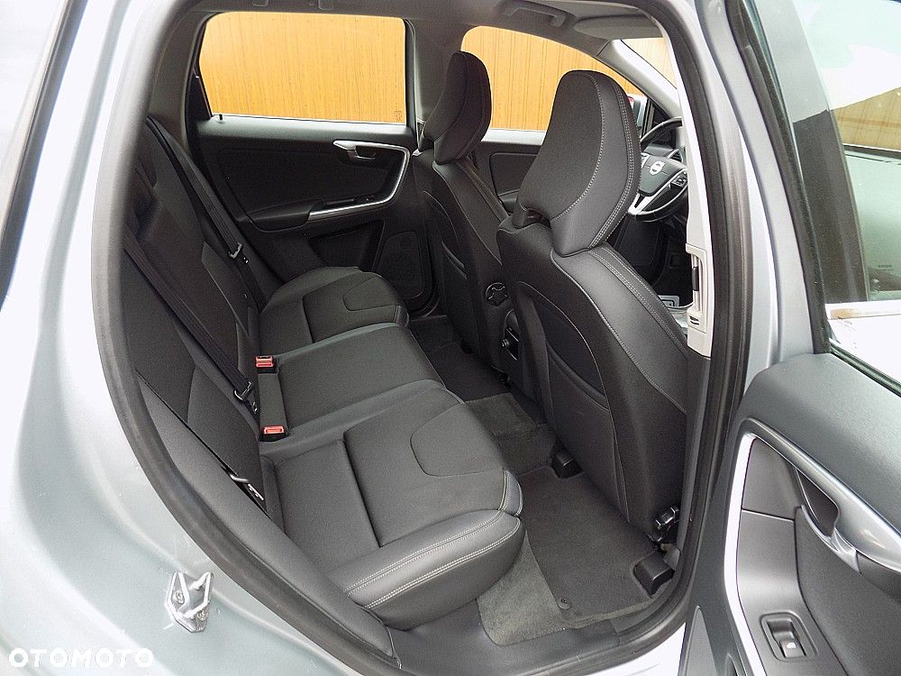 Volvo XC 60 D4 Geartronic Kinetic - 7
